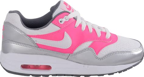 nike schoenen 1 jaar